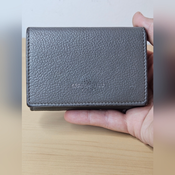 Saint Laurent Handbags - SAINT LAURENT GUC Greige Leather Trifold Wallet